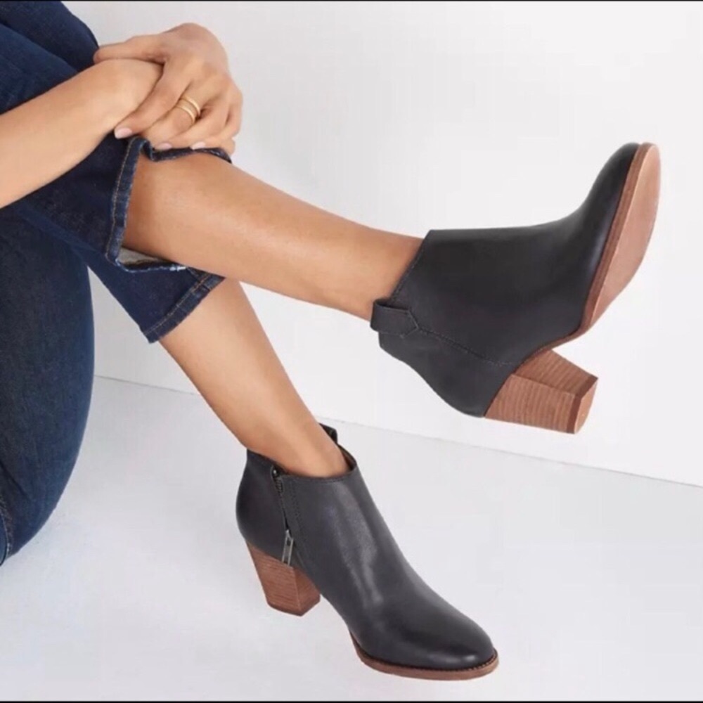 Madewell Billie Boot in pebble black 7.5 leather ankle stacked block heel bootie